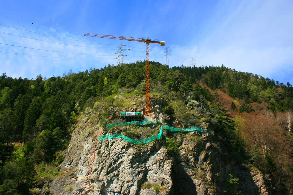 Rothenbrunnen, Exponierte Baustelle
