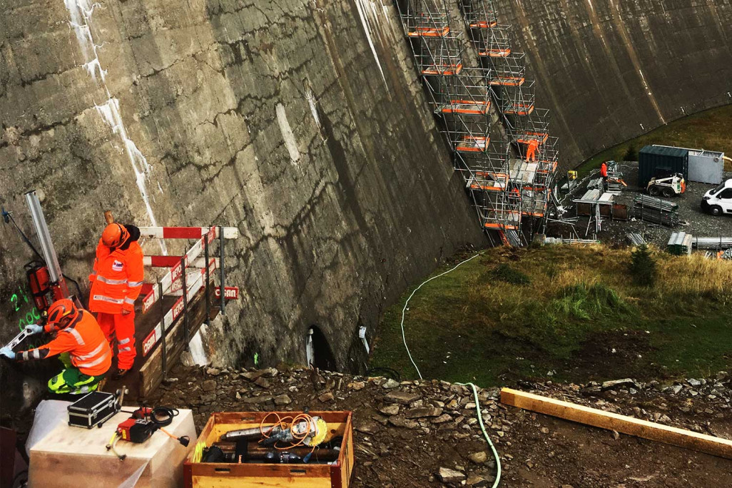 Staumauer Isola San Bernardino, Absteckung Bohrstandorte, HMQ AG