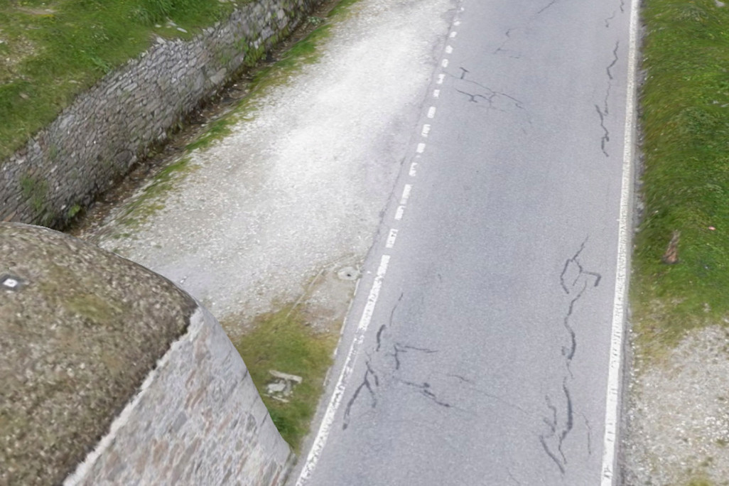 Digitales Geländemodell DGM der Strasse und MAuer