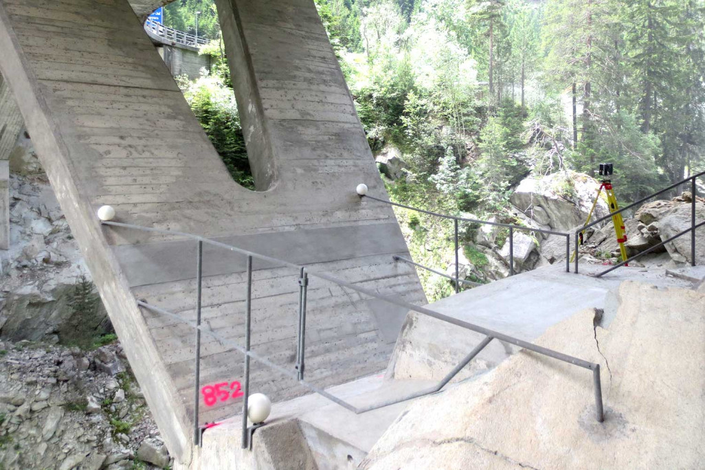 3D Laserscanning HMQ AG, Averserrheinbrücke