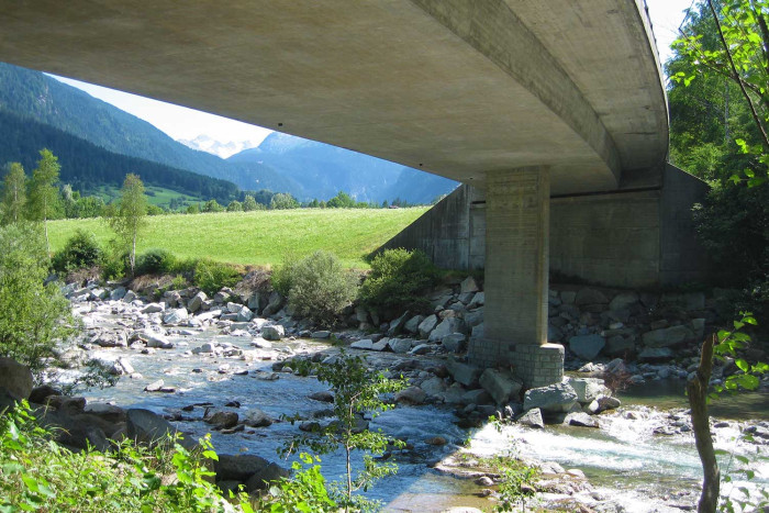 Kunstbauten A13