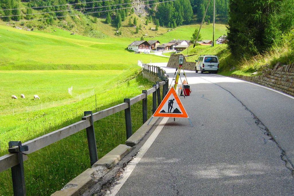 Vermessung HMQ AG, Kordonsanierung Averser Strasse